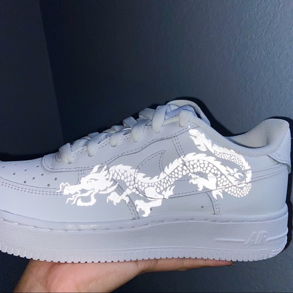 DRAGON CUSTOM NIKE AF1S WOMENS SIZE 6.5 🐉 - Picture 1 of 5